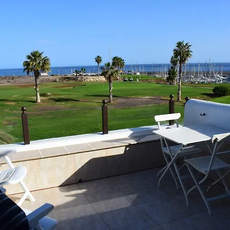 Amarilla Golf 아파트