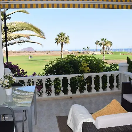 Amarilla Golf *
